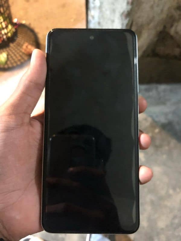 Infinix smart 8 pro 4/128 4