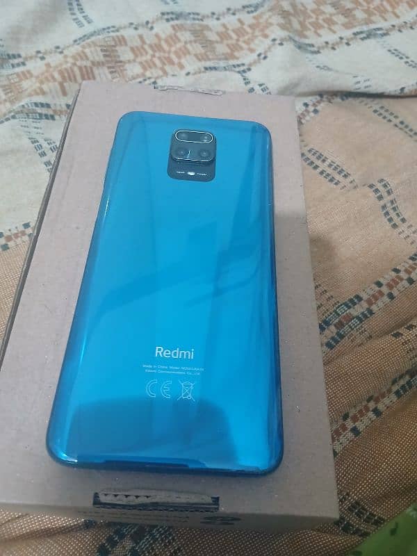 Redmi Note 9s with Box 1