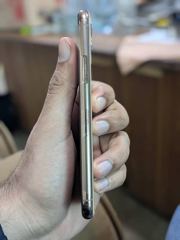 iphone 11 pro pta approved 4