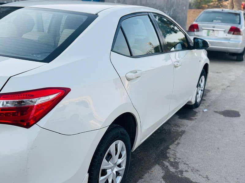 Toyota Corolla GLI 2016 4