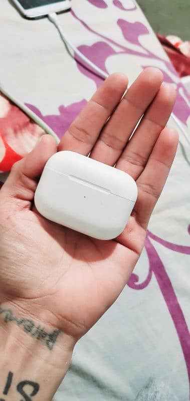 Airpods Pro 2nd generation 8