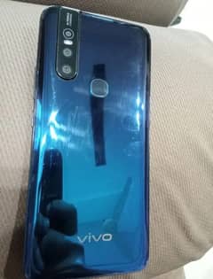 Vivo V15