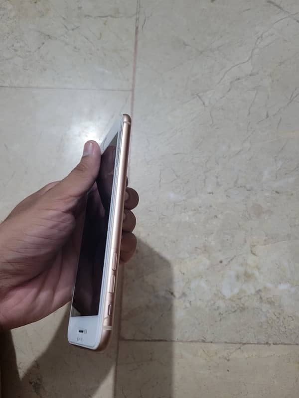 IPhone 8 Plus 64 GB 3