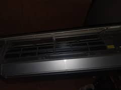 non  inverter Gree brand new genuine condition