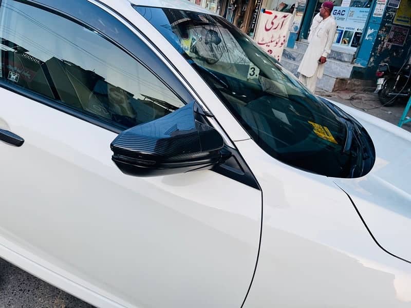 Honda Civic Oriel 2018 6