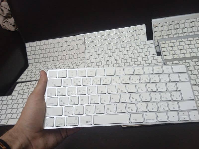 Apple Magic 2 Keyboard - Wireless & Rechargeable 2