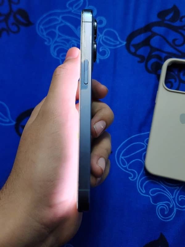 iphone 13 Pro pta approved 5