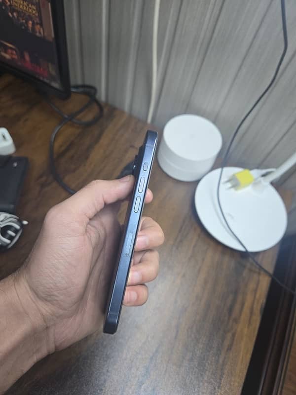 Iphone 15 Pro 256 GB - Non Pta 1