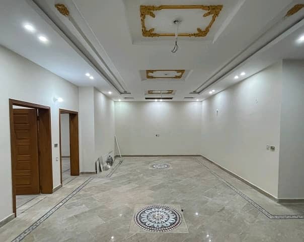 3 Kanal Spacious House Available In Model Town - Block C For rent 2