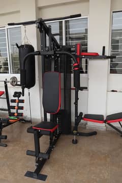 4-in-1 multi-functional gym machine