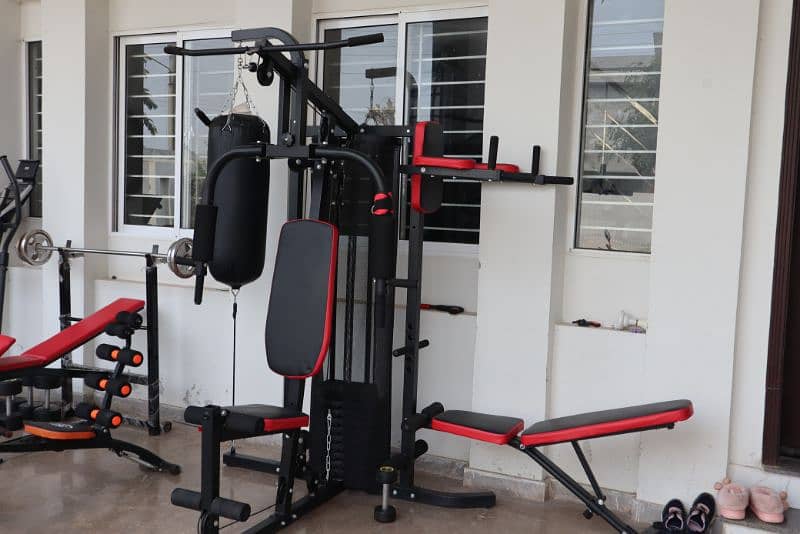 4-in-1 multi-functional gym machine 2