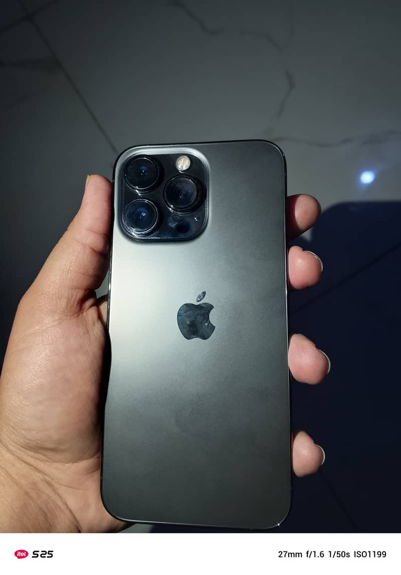 Apple iPhone 13 Pro 2