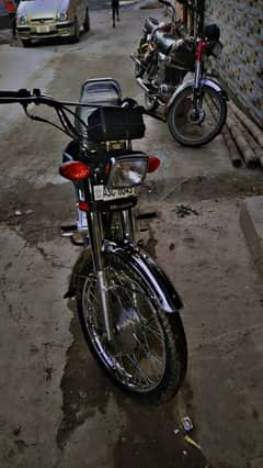 Honda 125 New condition