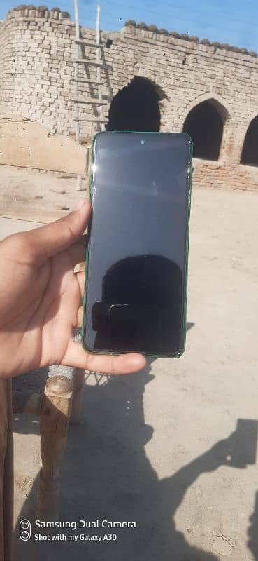 infinix Note 10 pro 8 128 all OK then by 10 box charger ha 4