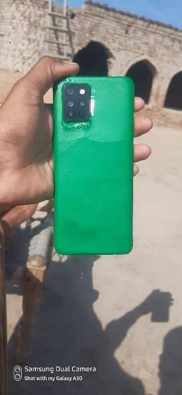 infinix Note 10 pro 8 128 all OK then by 10 box charger ha 6