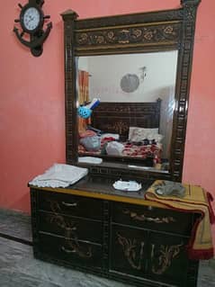 dressing table with side tables(with drawers)