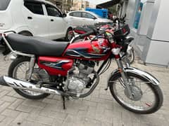 Honda 125 bike 2024 model ok condition urgent sale  honda 125