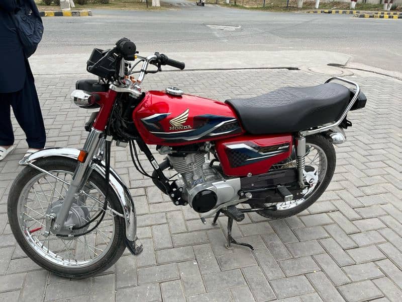 Honda 125 bike 2024 model ok condition urgent sale  honda 125 2