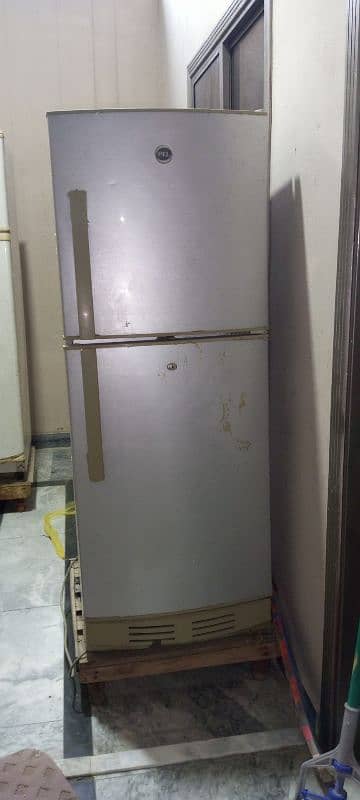 Refrigerator 5