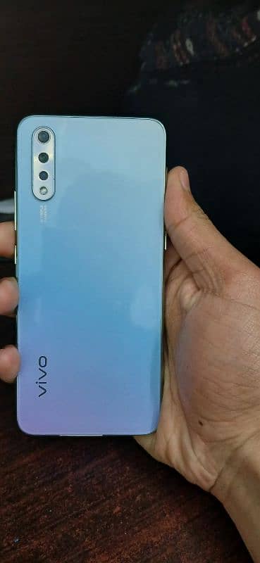 Vivo S1 - 8/256 - at a discounted price with Cable and Cover 3