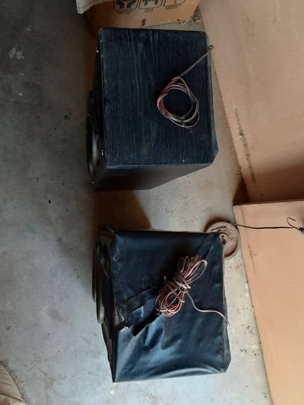 2 box with speaker & tweter 3