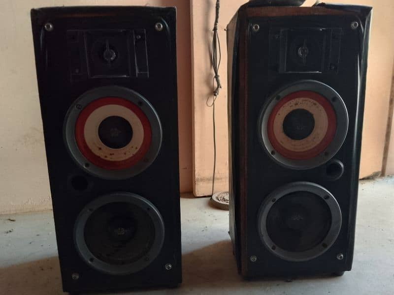 2 box with speaker & tweter 6