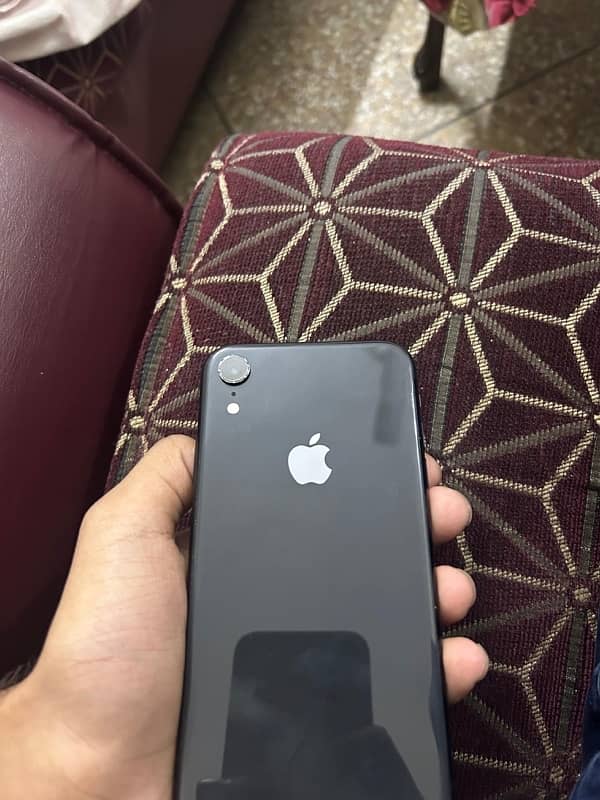 Iphone XR 128 Gb Non PTA 1