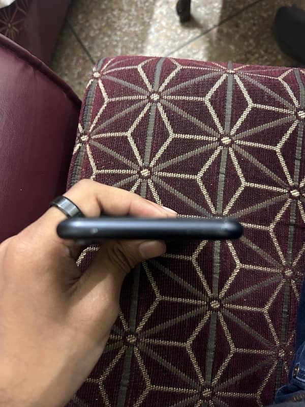 Iphone XR 128 Gb Non PTA 5