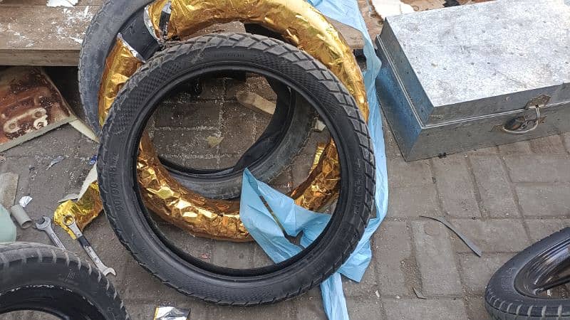 Motorcycle tyre for sale 1