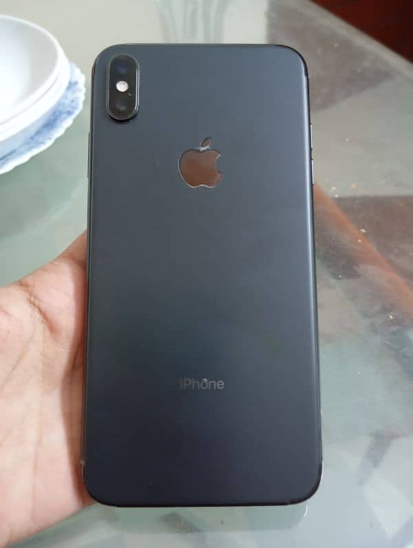 xs max 4