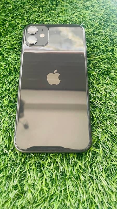 iphone 11 Factory unlocked 64gb 0