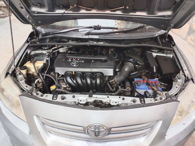 Toyota Corolla Altis 2011 12