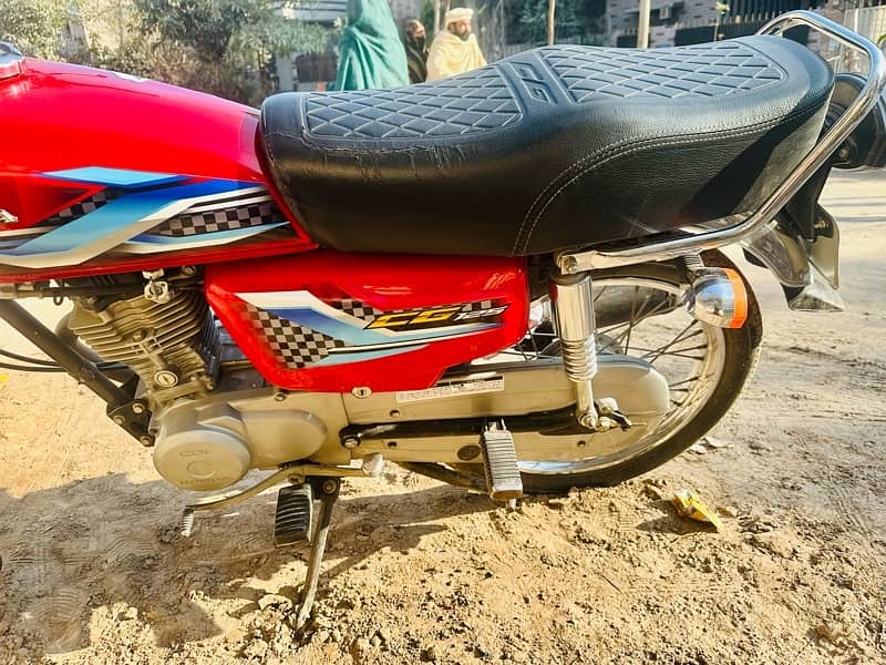 honda 125 (24) condition 10/8 just buy and drive 1