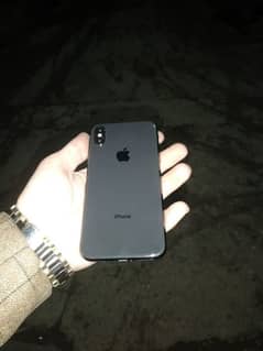 i phone x    64 gb