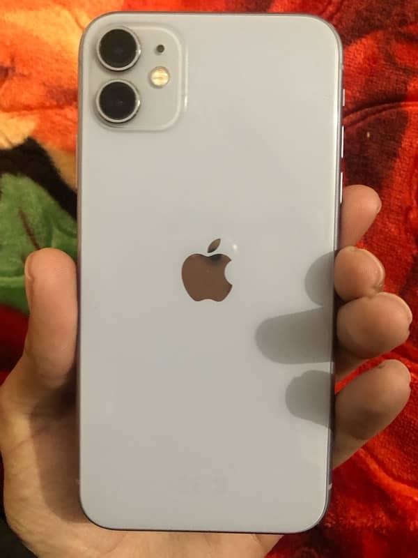 iphone 11 64 gb non pta and one plus 6/128 9