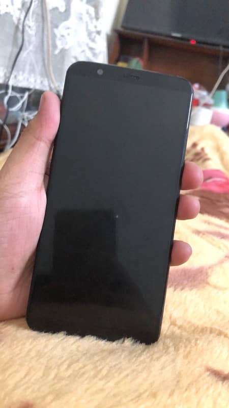 iphone 11 64 gb non pta and one plus 6/128 13