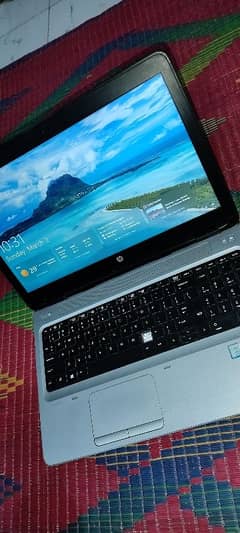 HP Laptop *Need to sell urgently*