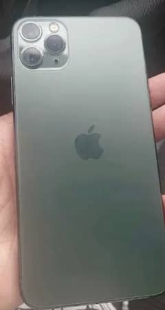 sealing my i phone 11 pro max 256 gb only back cark baqi phone oky hay