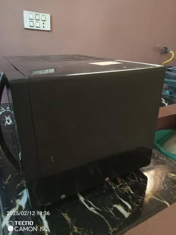 Dawlance Company Microwave Oven 3