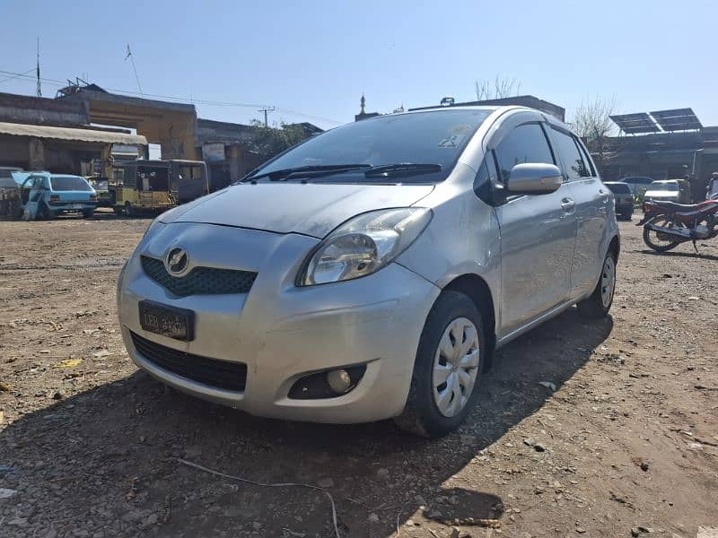 Toyota Vitz 2009 3