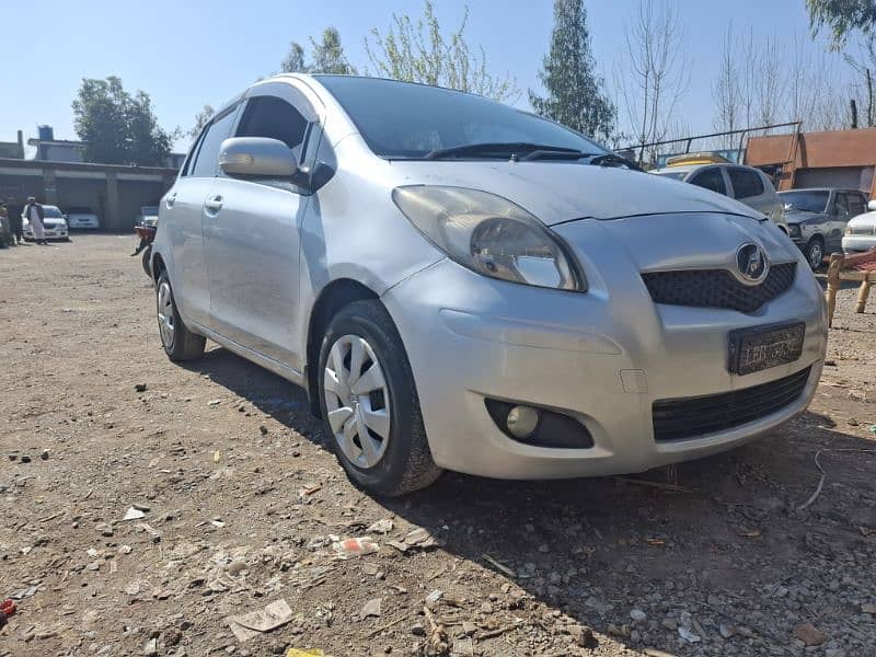 Toyota Vitz 2009 4