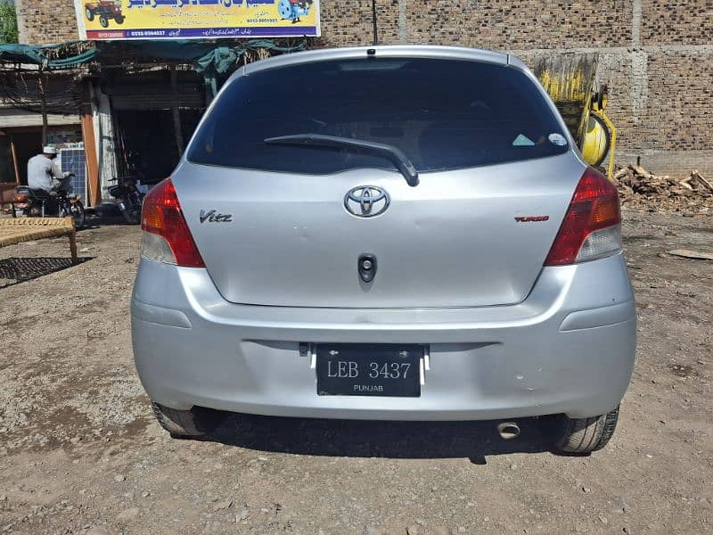 Toyota Vitz 2009 9