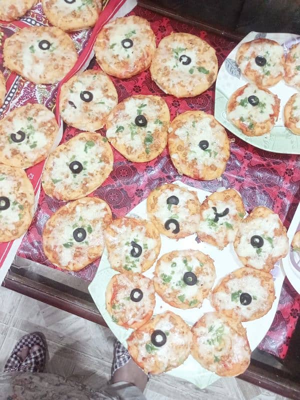 mini pizza frozen 03214044979 0