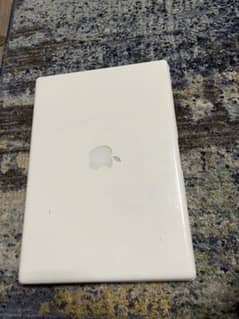 Apple Macbook