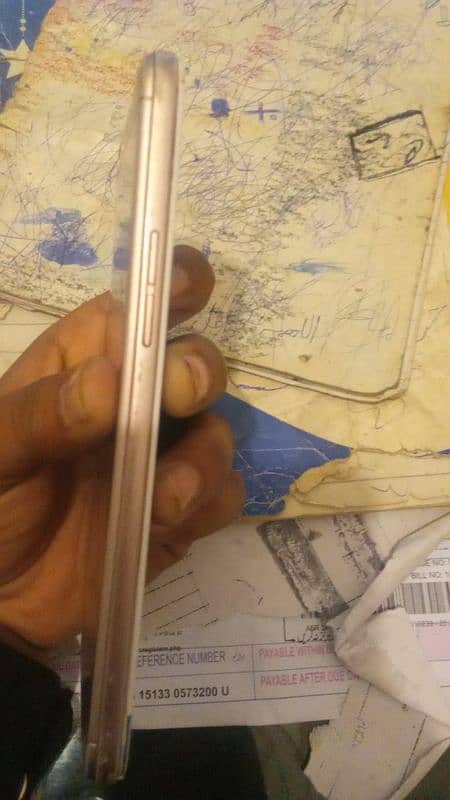 oppo A57 pta prove 4/64 Ram Rom All ok set hai urgent sale 1