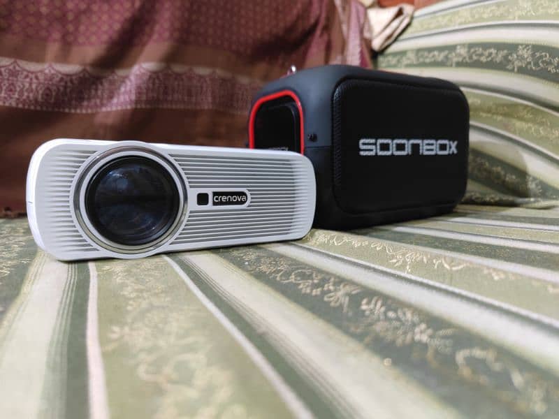 mini led projector+ Bluetooth speaker 1