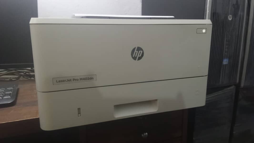 HP LaserJet Pro M402dn in A+ Condition 0