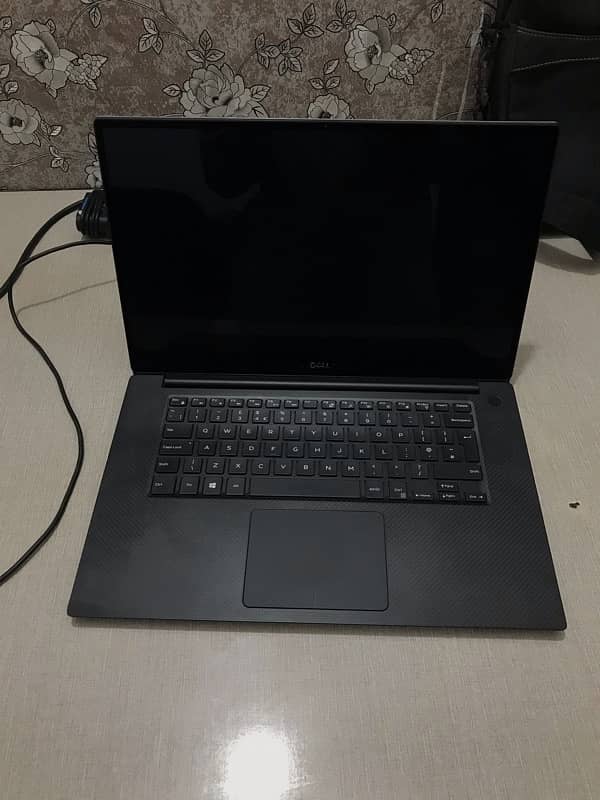 Dell Precision 5540 i9 9th gen with HK processor 0