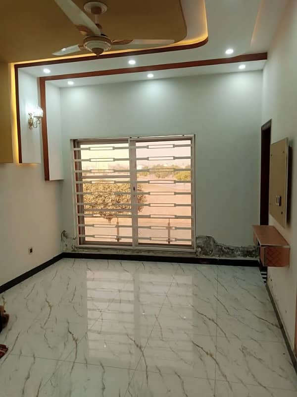 10 Marla Beautiful Upper Portion for Rent 2