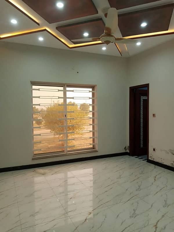 10 Marla Beautiful Upper Portion for Rent 5